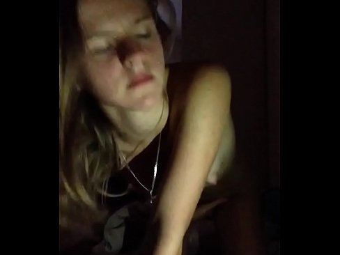 ❤️ Knabino masturbas kaj kusas ️ Seksofilmeto ĉe ni ❤
